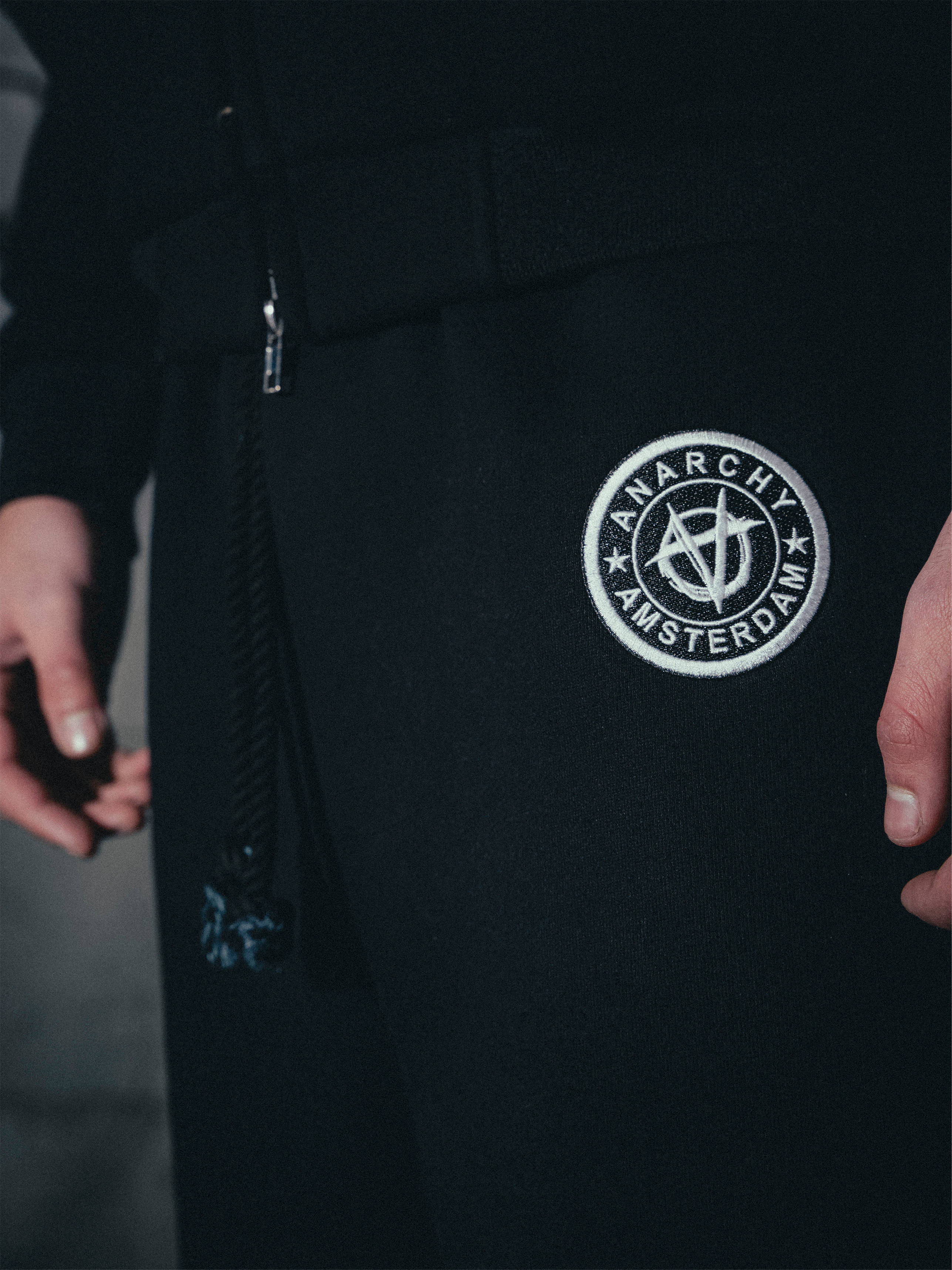 ANARCHY BASICS JOGGERS